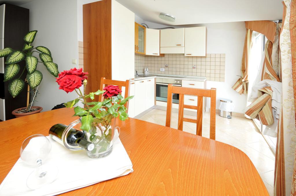 Apartments Villa Lida Trogir Extérieur photo